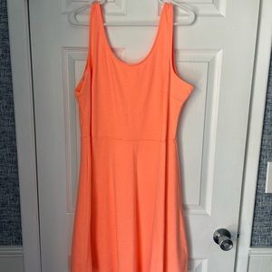 Women’s sundress, size XL